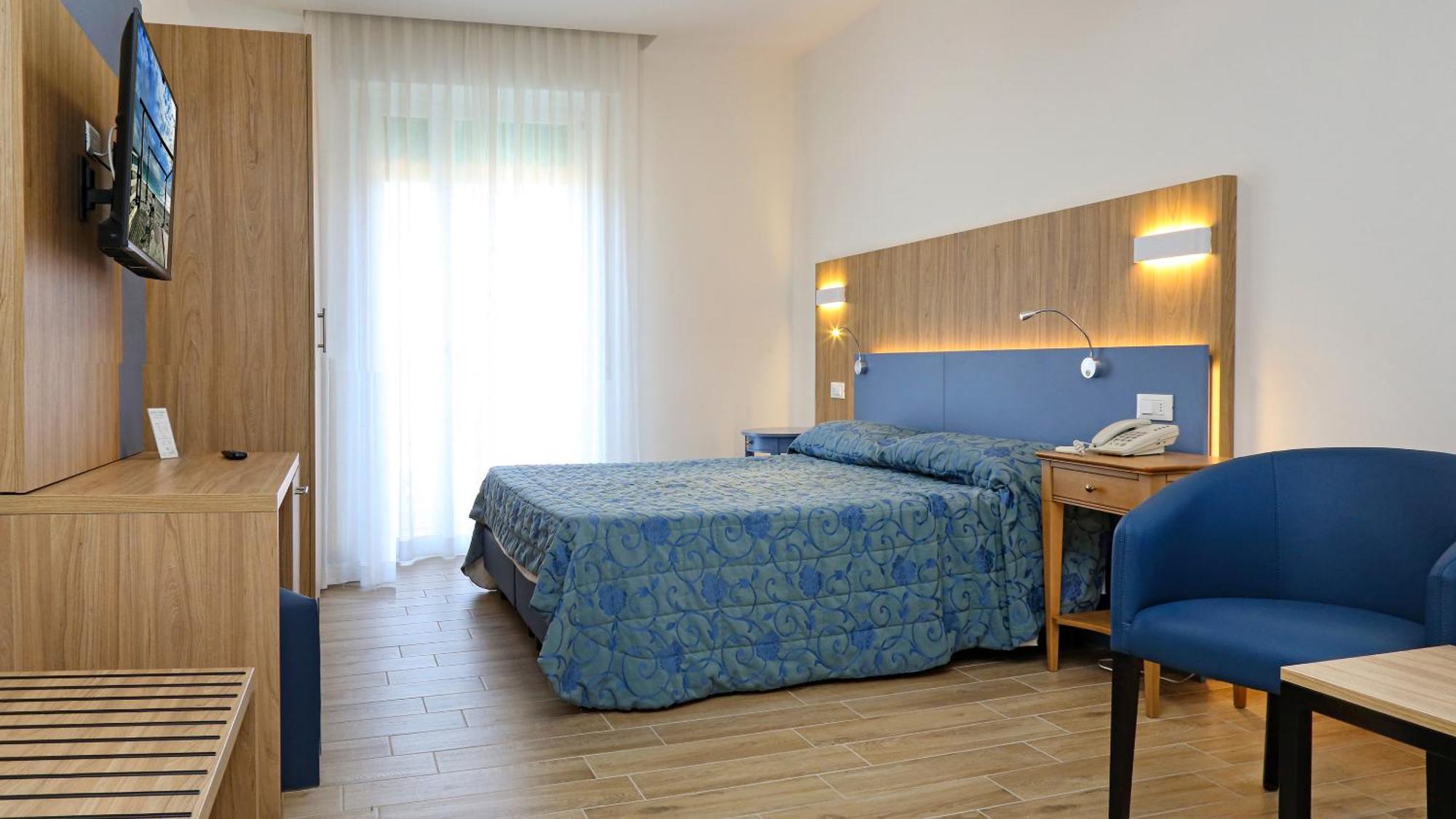Hotel Marina バルドリーノ エクステリア 写真