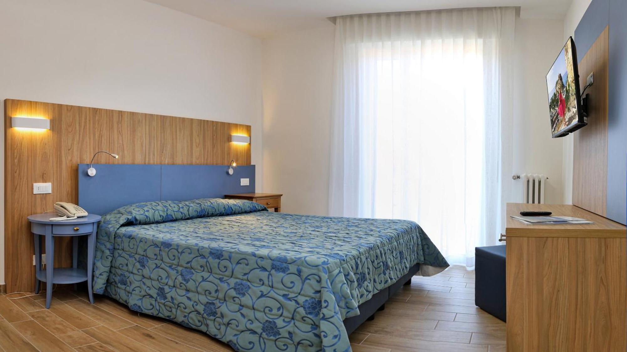 Hotel Marina バルドリーノ エクステリア 写真