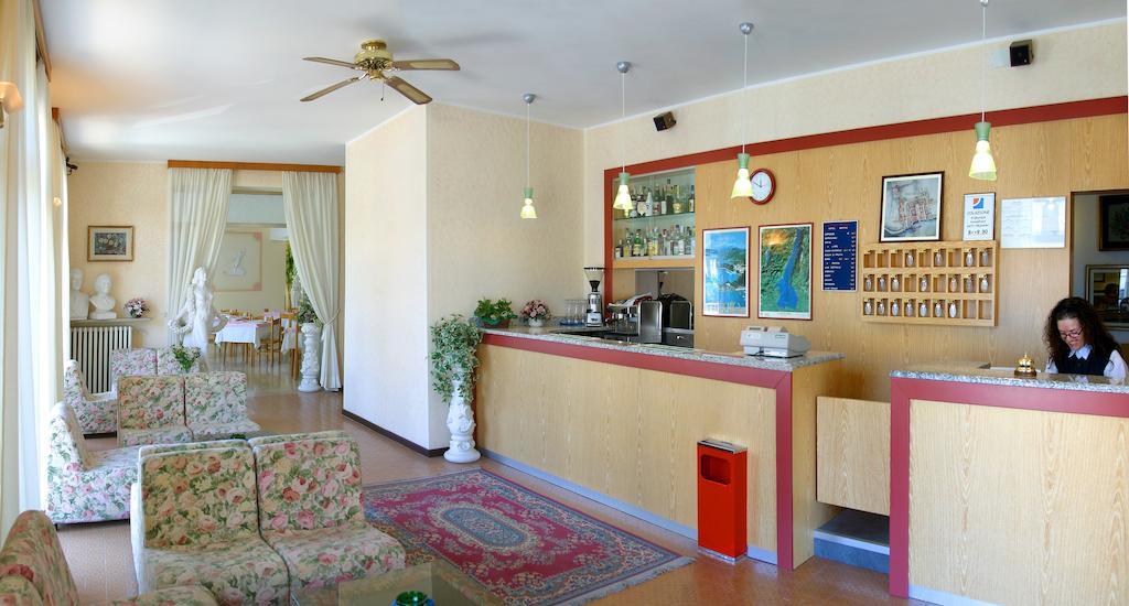 Hotel Marina バルドリーノ エクステリア 写真